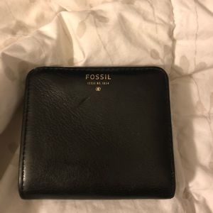 Fossil wallet
